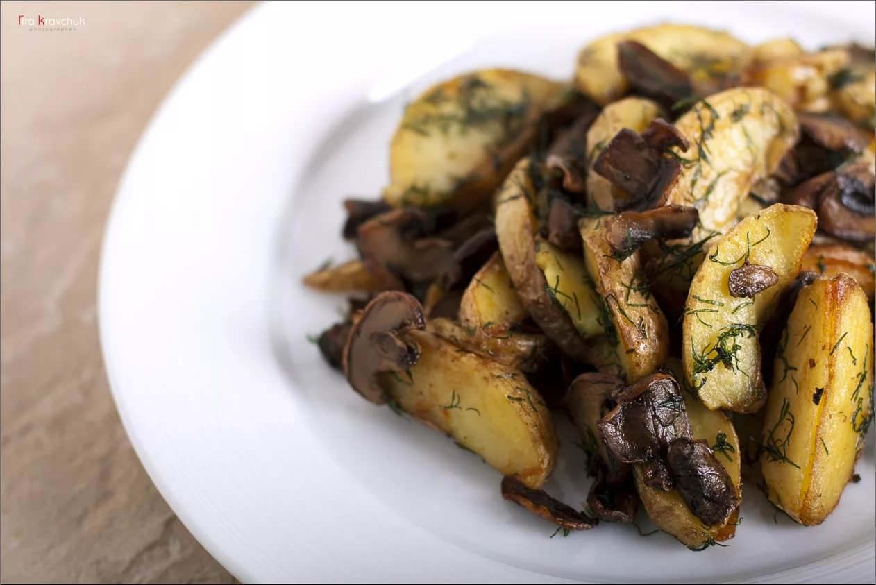 Картошка с маринованными грибами